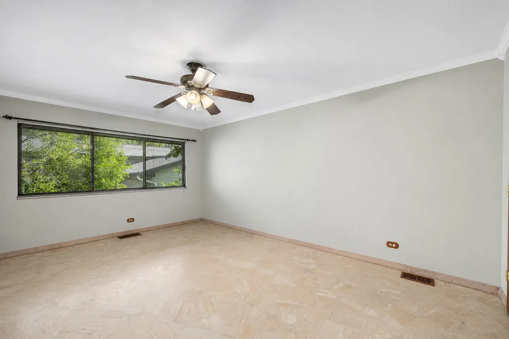 3620 Douglas Road Downers Grove IL 60515