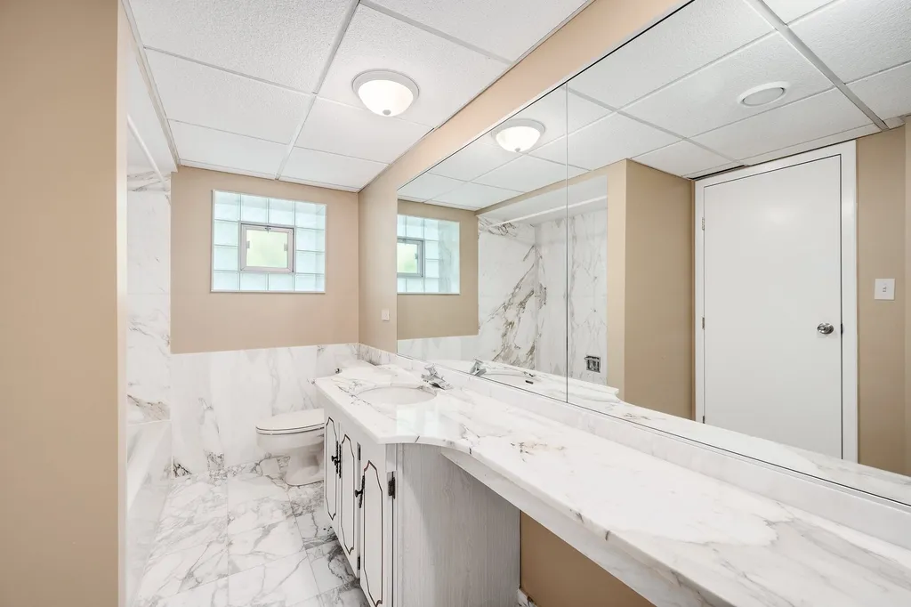 3620 Douglas Road Downers Grove IL 60515