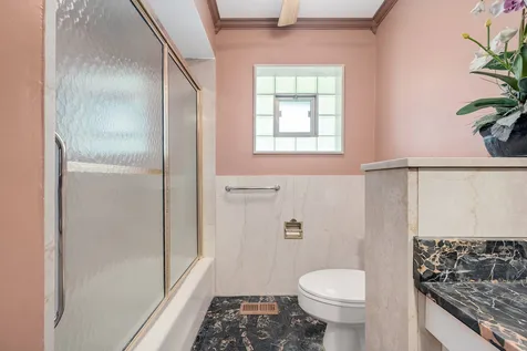 3620 Douglas Road Downers Grove IL 60515