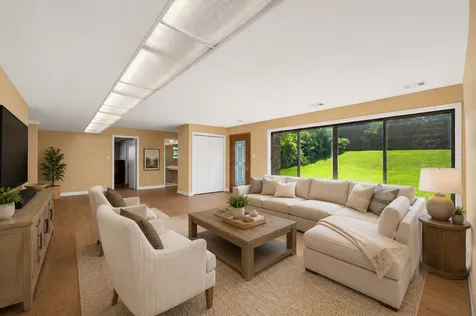 3620 Douglas Road Downers Grove IL 60515