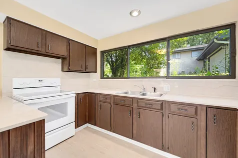 3620 Douglas Road Downers Grove IL 60515