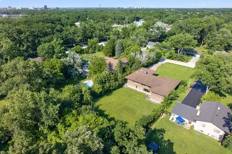 3620 Douglas Road Downers Grove IL 60515