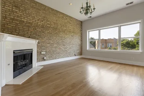 3558 West Shakespeare Street Chicago IL 60647