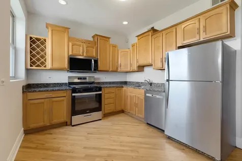 3558 West Shakespeare Street Chicago IL 60647