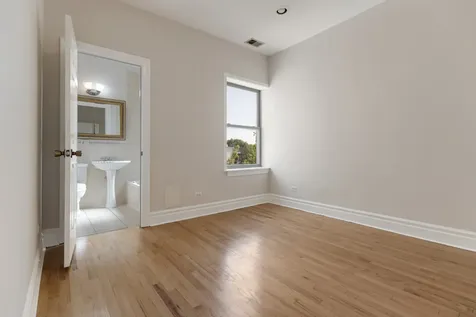 3558 West Shakespeare Street Chicago IL 60647