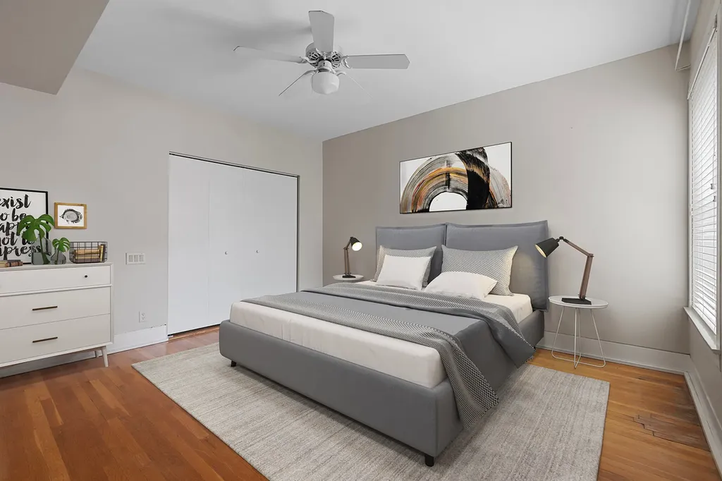 824 West Gunnison Street Chicago IL 60640