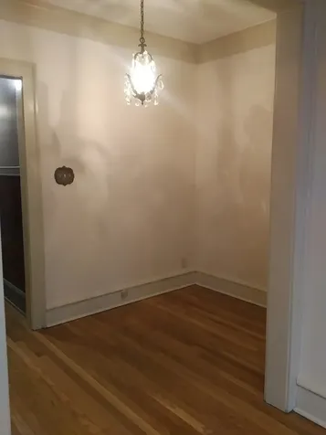 824 West Gunnison Street Chicago IL 60640