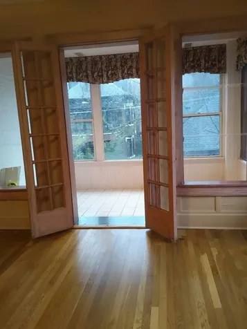 824 West Gunnison Street Chicago IL 60640