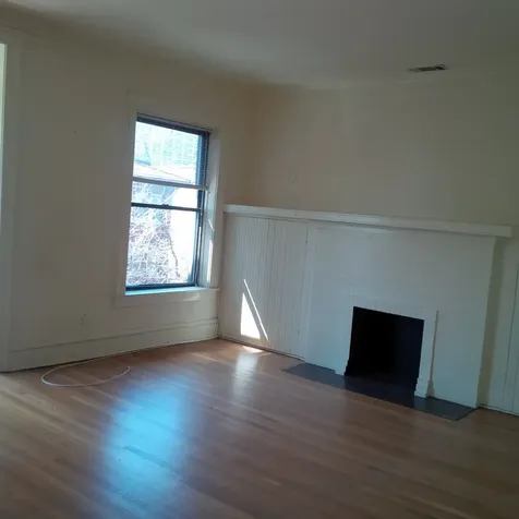824 West Gunnison Street Chicago IL 60640