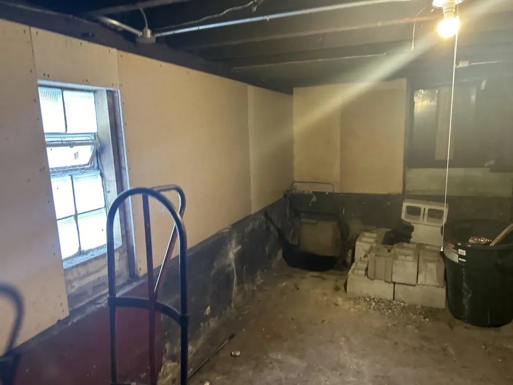 2848 East 79th Street Chicago IL 60649
