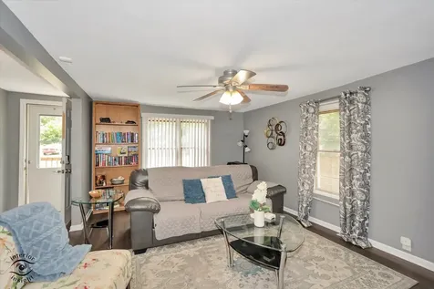 34350 South Pinegrove Avenue Wilmington IL 60481