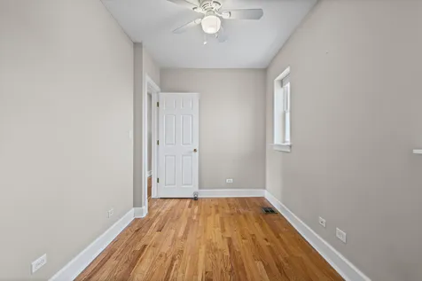 3454 North Janssen Avenue Chicago IL 60657