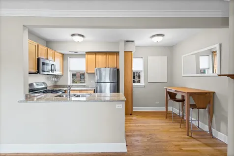 3454 North Janssen Avenue Chicago IL 60657