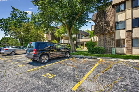 435 Cavalier Court Dundee IL 60118