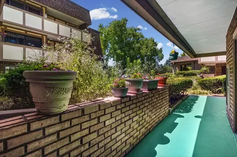 435 Cavalier Court Dundee IL 60118