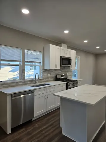 193 Grace Street Bensenville IL 60106