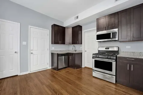 3340 South Carpenter Street Chicago IL 60608