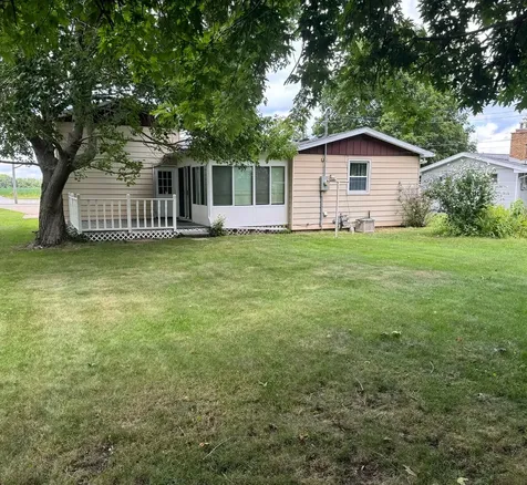 905 East Harrison Street Villa Grove IL 61956