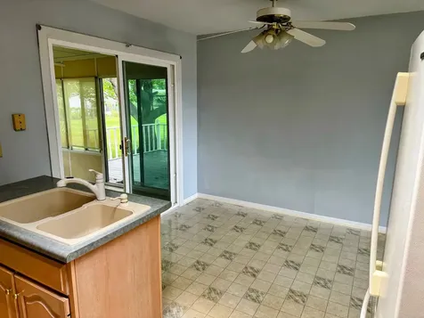 905 East Harrison Street Villa Grove IL 61956