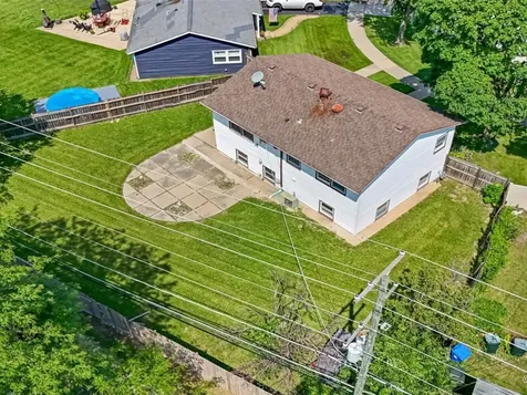 400 Lillian Lane Des Plaines IL 60016