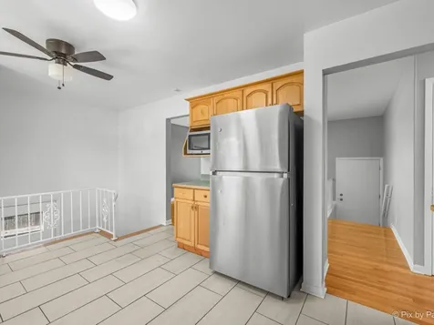 400 Lillian Lane Des Plaines IL 60016