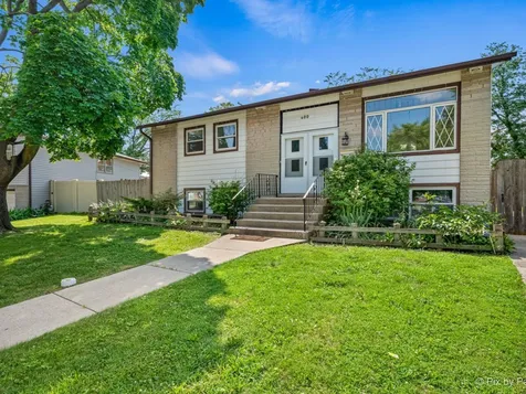 400 Lillian Lane Des Plaines IL 60016