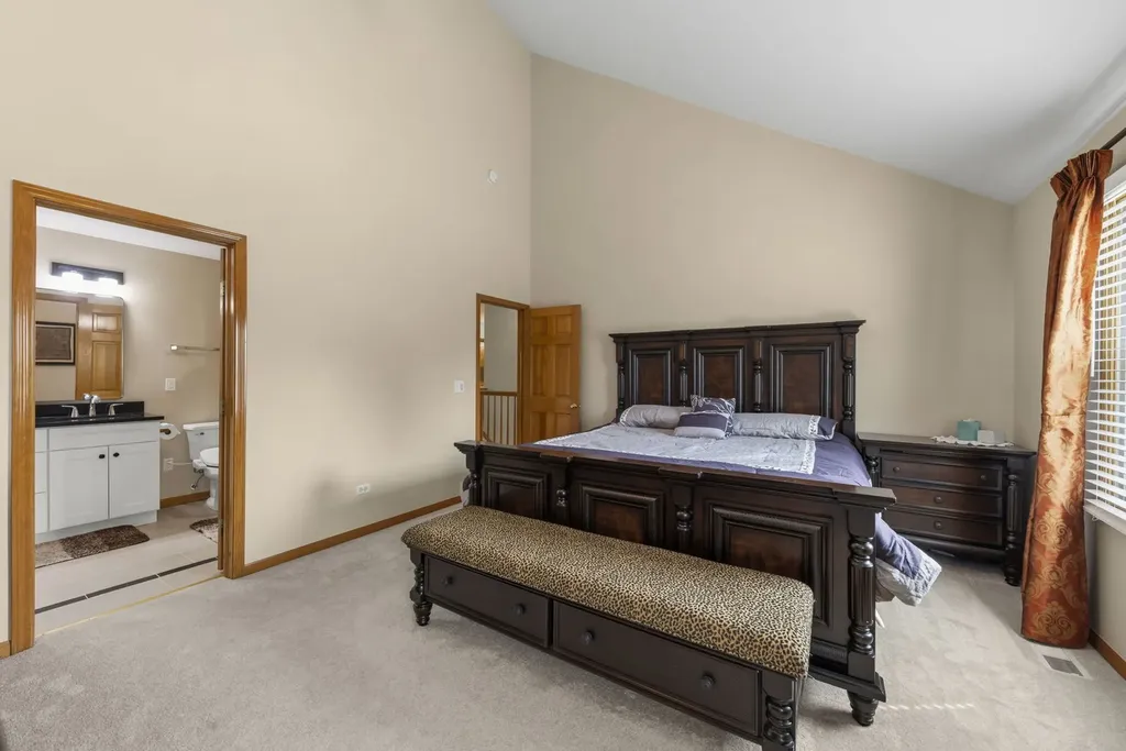 4108 Schillinger Drive Naperville IL 60564