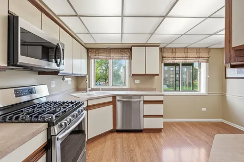 6419 Oak Forest Avenue Tinley Park IL 60477