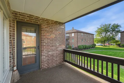 6419 Oak Forest Avenue Tinley Park IL 60477