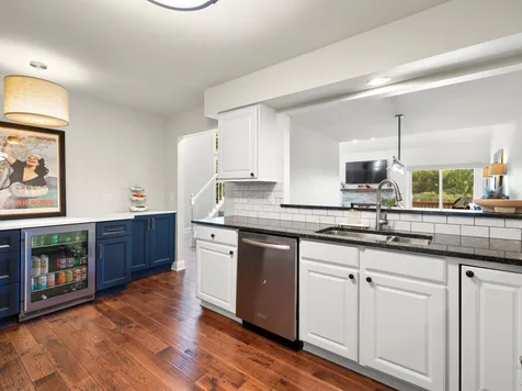 1572 West Ethans Glen Drive Palatine IL 60067