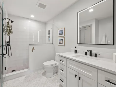 1572 West Ethans Glen Drive Palatine IL 60067