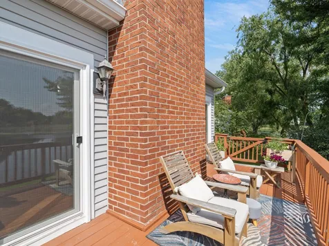 1572 West Ethans Glen Drive Palatine IL 60067
