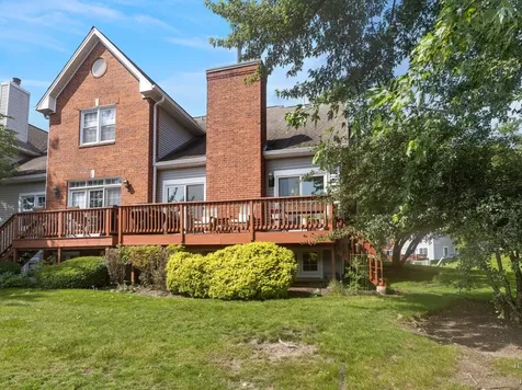 1572 West Ethans Glen Drive Palatine IL 60067