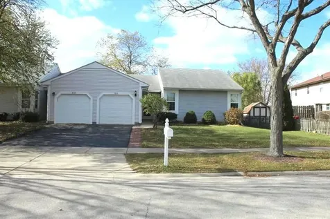 515 East Lyon Drive E Buffalo Grove IL 60089