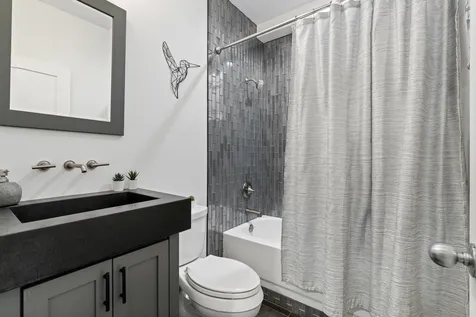 1461 West Grand Avenue Chicago IL 60642