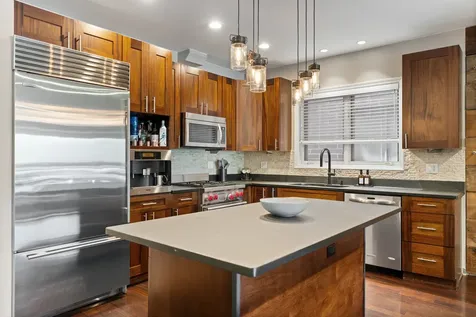 1461 West Grand Avenue Chicago IL 60642