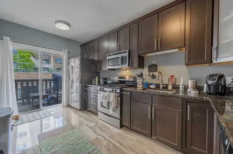 2127 North Clark Street Chicago IL 60614