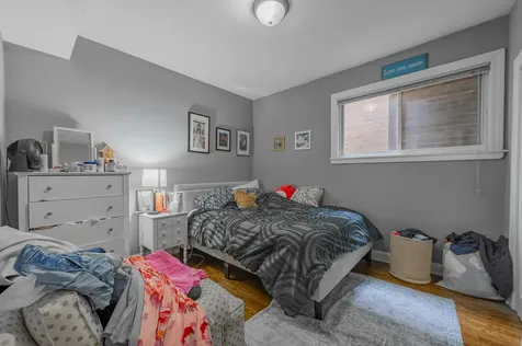 2127 North Clark Street Chicago IL 60614