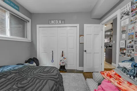 2127 North Clark Street Chicago IL 60614