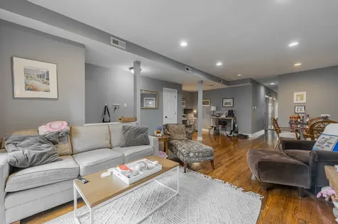 2127 North Clark Street Chicago IL 60614