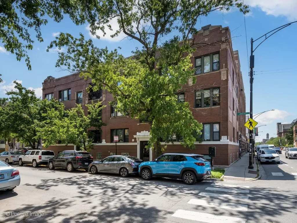 1453 West Irving Park Road Chicago IL 60613