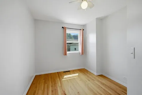 219 North Berteau Avenue Bartlett IL 60103