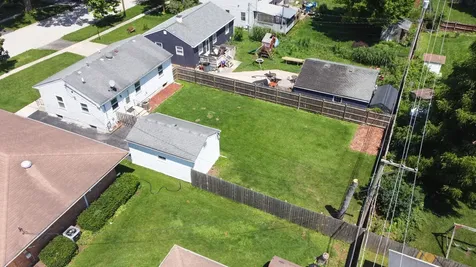 219 North Berteau Avenue Bartlett IL 60103