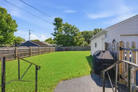 219 North Berteau Avenue Bartlett IL 60103