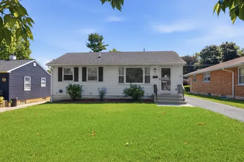 219 North Berteau Avenue Bartlett IL 60103