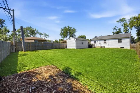 219 North Berteau Avenue Bartlett IL 60103