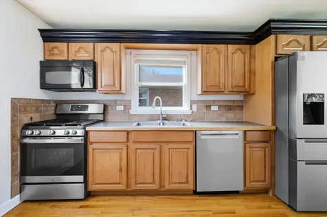 219 North Berteau Avenue Bartlett IL 60103