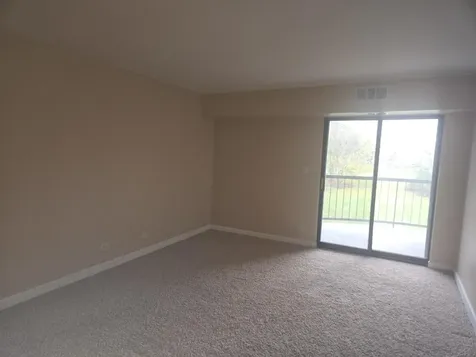 1605 East Central Road Arlington Heights IL 60005
