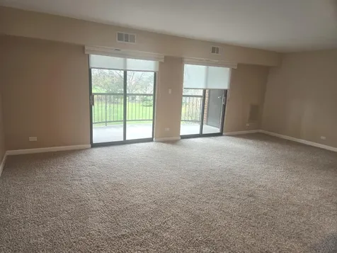 1605 East Central Road Arlington Heights IL 60005