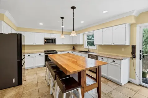 2135 Hamilton Drive West Dundee IL 60118